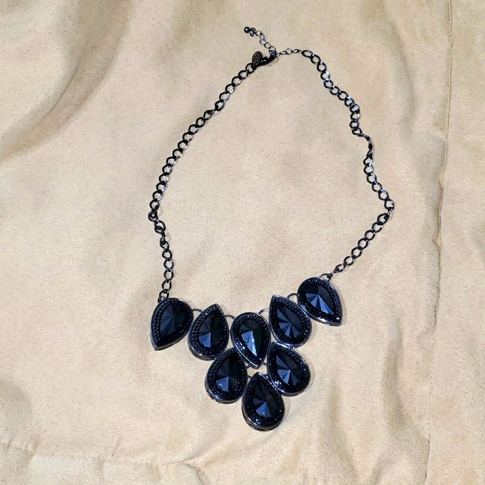 Statement necklace